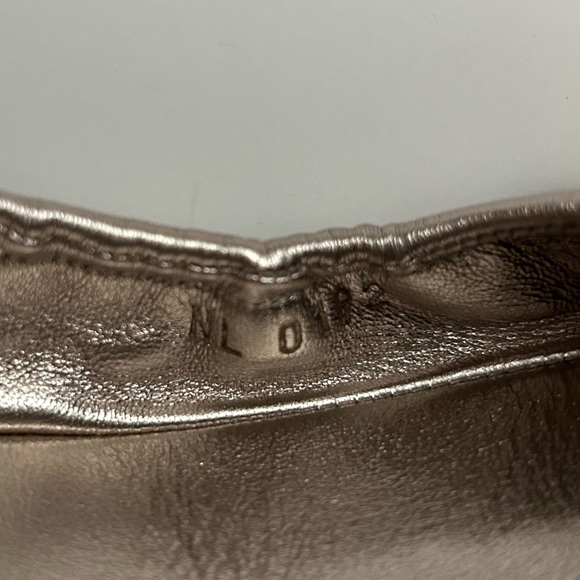 Louis Vuitton Metallic Leather Amulet Sequins Bow Scrunch Ballet Flats 36.5 - Picture 9 of 10